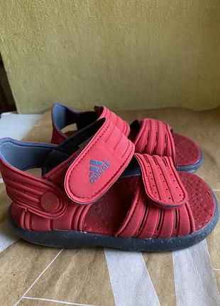 Сандали боссоножки adidas 26 размер