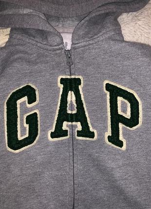Кофта gap на 10років 2