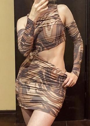Нова сукня від бренду missguided