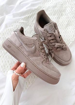 Женские кроссовки nike air force замша шоколадные