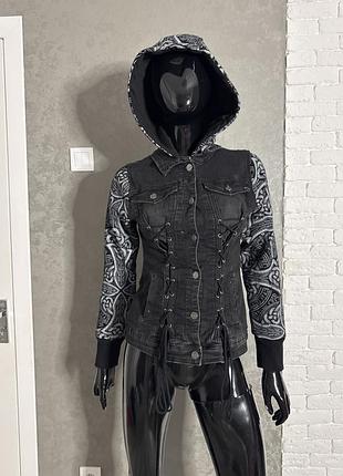 Готична джинсова куртка з капюшоном black
