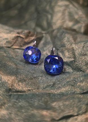 Невероятно красивые серьги с кристаллами swarovski на каждый день