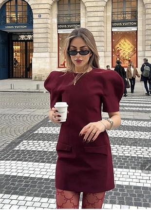 Платье короткое красное