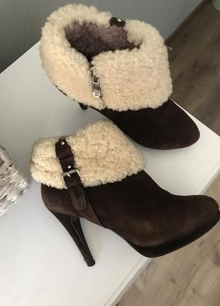 Натуральні зимові черевики на хутрі, чобітки з хутром