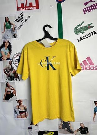 Оригинальная футболка calvin klein
