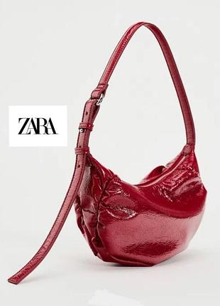Червоно- бурдова  лакована сумка zara у стилі багет