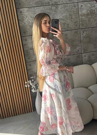 Женское платье