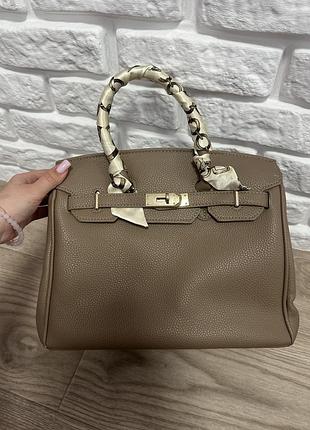 Продам жіночу бежеву сумку hermes
