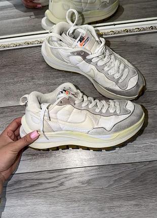 Жіночі кросівки nike