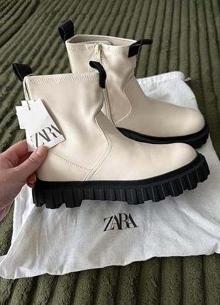 Ботинки zara 39 р