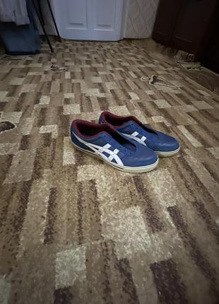 Кросовки-кеди asics 40 размер