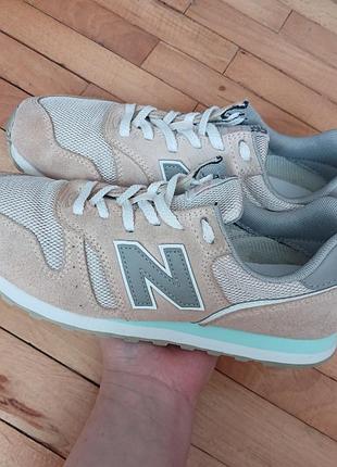 Легкие замшевые кроссовки new balance 373