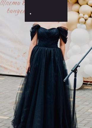 Продам випускну сукню