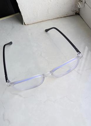 Очки plastic transparent 0 4