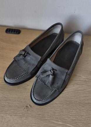 Шкіряні лофери rassell & bromley