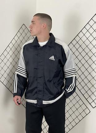 Чорна вінтажна олімпійка adidas three striper vintage black jacket з лампасами і принтами