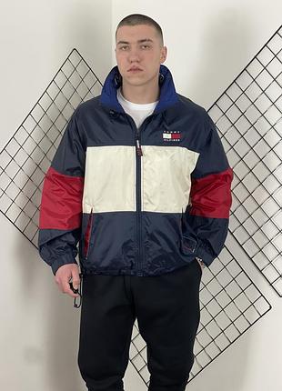 Темно синя вінтажна комбінована вітровка tommy hilfiger