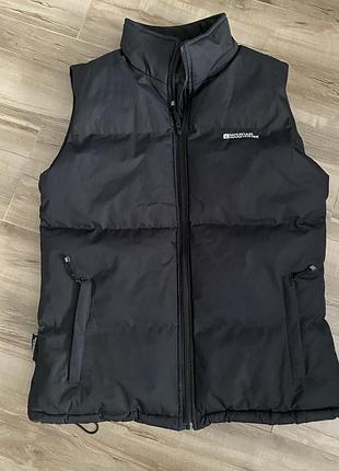 Жилетка mountain warehouse