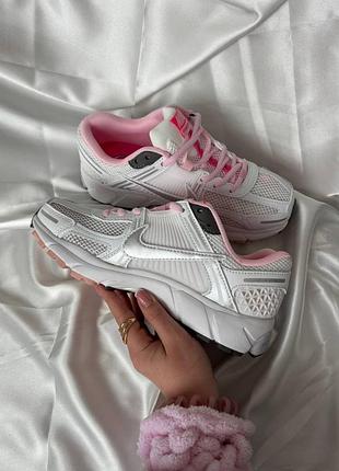 Nike vomero zoom 5 white pink