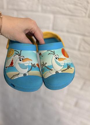 Бомоніжки шльопки crocs 2