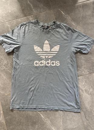 Чоловіча блакитна футболка adidas розмір l 100% бавовна