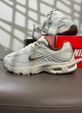 Женские кроссовки nike air max moto 2k beige brown