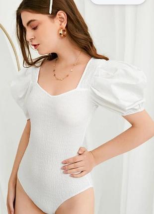Белоснежный бодик в рубчик с рукавчиками шитье от boohoo