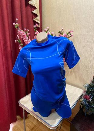 Комплект компрессионной спортивной одежды футболка+шорты xl