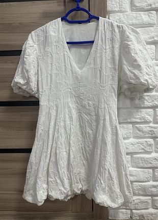 Продам сукню ажурну з вишивкою м