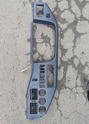 Лицевая панель приборов mercedes sprinter (96-00)