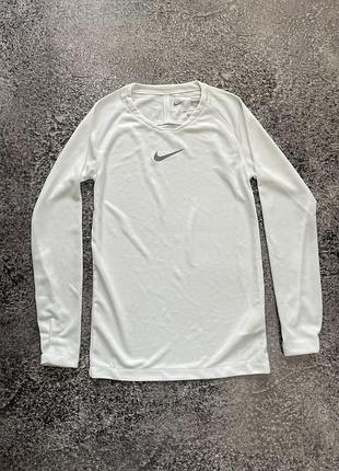 Лонслів дитячий nike ріст 128-137 см