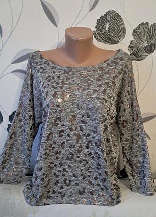 Модненька кофточка р50 гарний стан