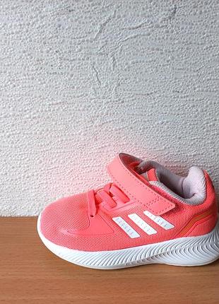 Классные кроссовки adidas 23 р. стелька 14,2 см.