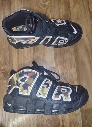 Кроссовки nike. р.40