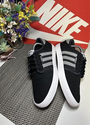 Кроссовки adidas 6