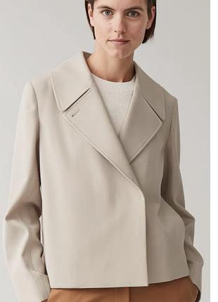 Cropped lapelled jacket жакет