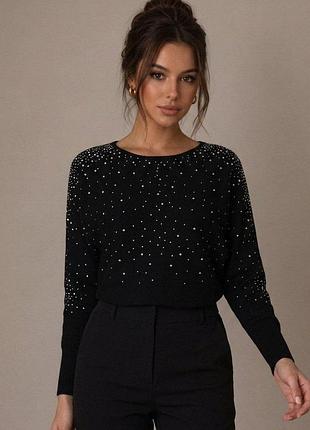 Кофточка из вискозы и нейлона, стразами бренда blue vanilla.
замеры:пог-63 см;длина изделия-66; длина изделия от горла-69см
