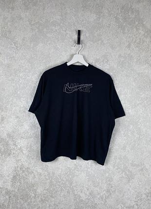 Жіноча оверсайз футболка nike sportswear dance oversized в гарному стані, оригінал m
