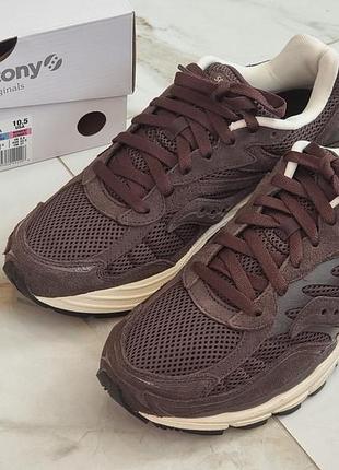 Оригінал 100% кросівки saucony progrid omni 9   euro 42.5