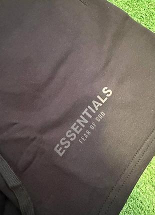 Шорти essentials 3
