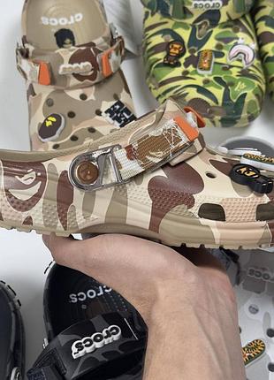 Тапки crocs x bape 4