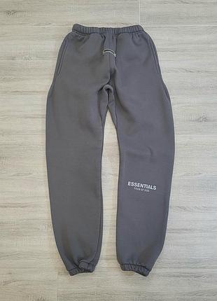Спортивні штани essentials