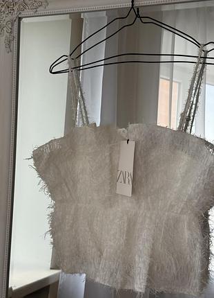 Топ з пірям zara святковий білий