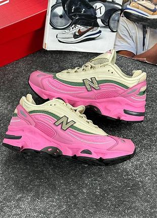 New balance 1000 pink tan