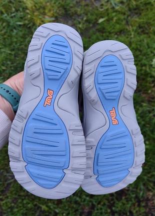 Сандалии teva 8