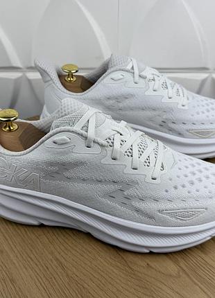 Оригінальні кросівки hoka clifton 9