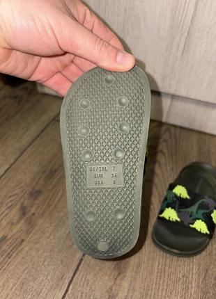 Primark  шльопанці 3