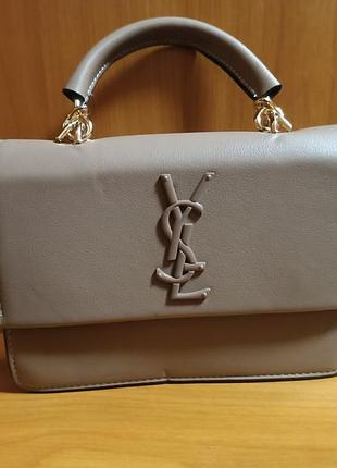 Эффектная сумочка в стиле ysl