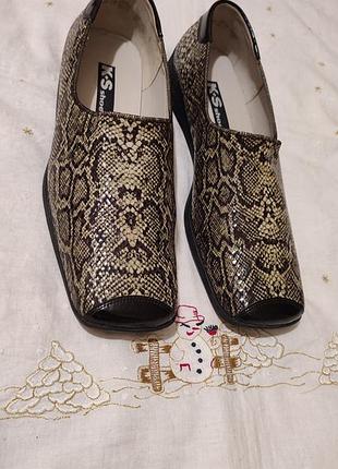 Туфлі лофери k+s німеччина, натуральна шкіра, 40.5.