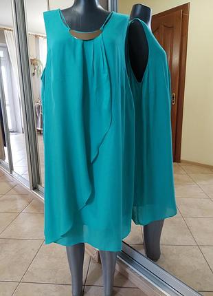 Лазурное с украшением платье 👗
